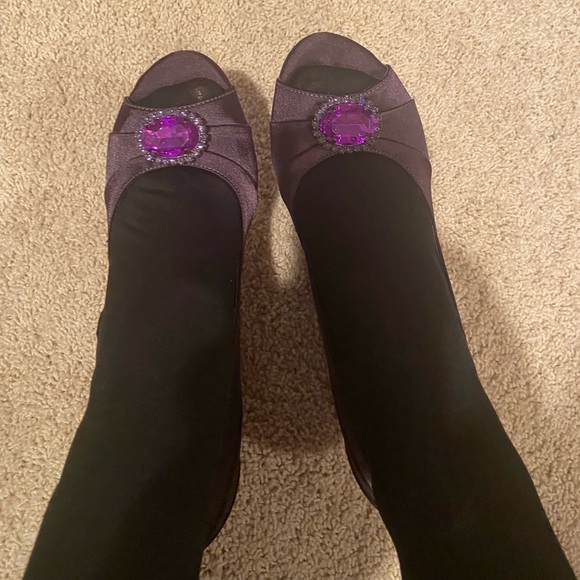 Kelly & Katie Heels - Picture 5 of 7